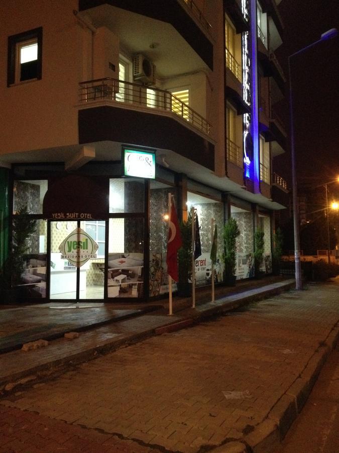 أتاكوم Yesil Suit المظهر الخارجي الصورة